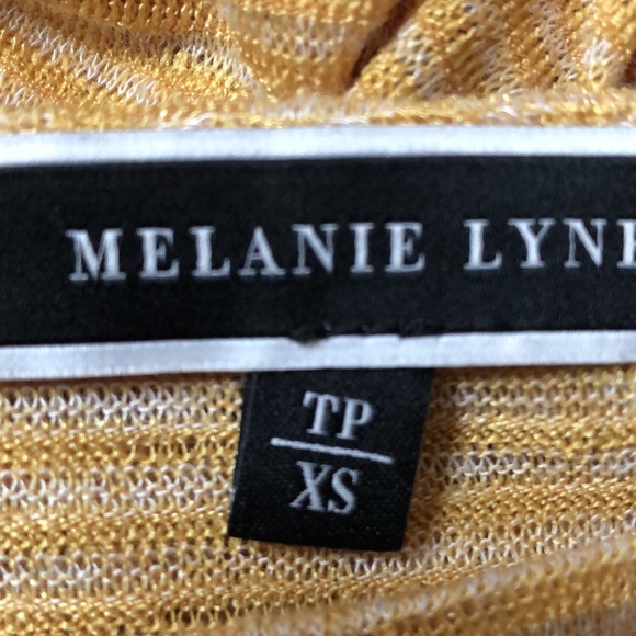 Melanie Lyne Blouse - Picture 2 of 3